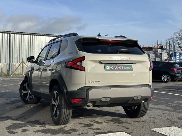 Photo de la voiture DACIA DUSTER TCe 130 4x2 Journey