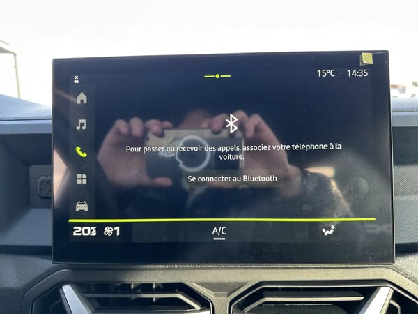 Photo de la voiture DACIA DUSTER TCe 130 4x2 Journey