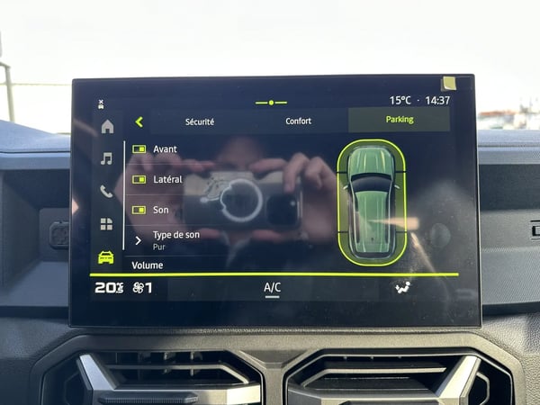 Photo de la voiture DACIA DUSTER TCe 130 4x2 Journey