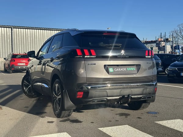 Photo de la voiture PEUGEOT 3008 1.5 BlueHDi 130ch S&S BVM6 GT Line