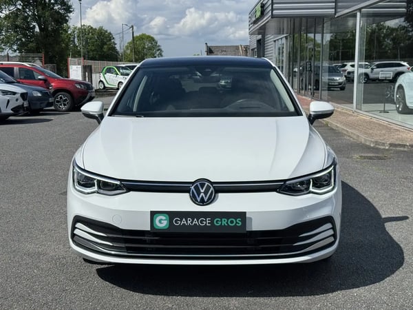 Photo de la voiture VOLKSWAGEN GOLF 2.0 TDI SCR 150 DSG7 Life Plus