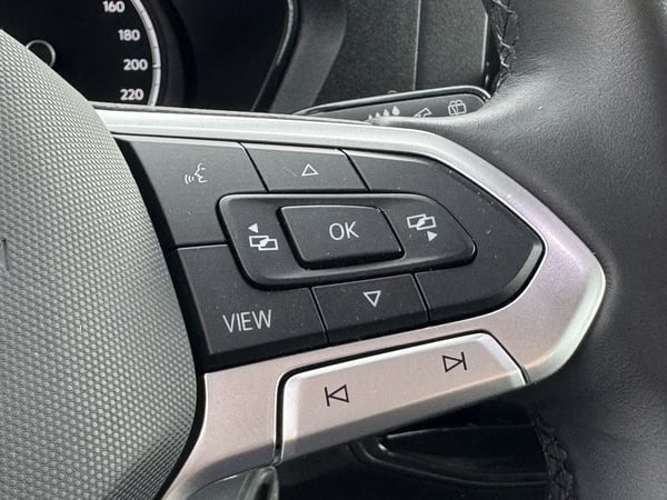 Photo de la voiture VOLKSWAGEN CADDY MAXI 2.0 TDI 102 BVM6
