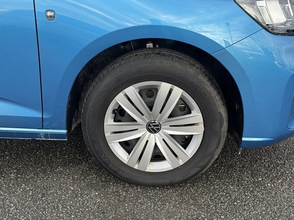 Photo de la voiture VOLKSWAGEN CADDY MAXI 2.0 TDI 102 BVM6