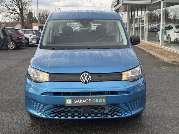 Photo de la voiture VOLKSWAGEN CADDY MAXI 2.0 TDI 102 BVM6