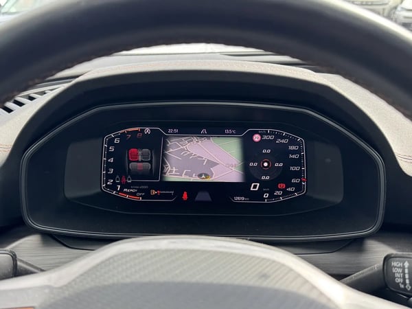 Photo de la voiture CUPRA FORMENTOR 1.5 TSI 150 ch V