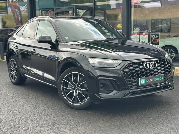 Photo de présentation de la voiture AUDI Q5 SPORTBACK 35 TDI 163 S tronic 7 S line