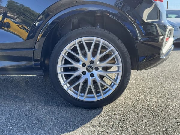 Photo de la voiture AUDI Q2 30 TDI 116 S tronic 7 S-line