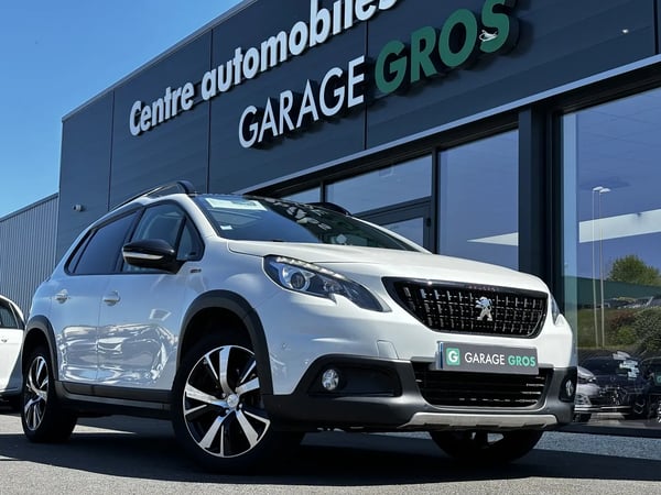 Photo de la voiture PEUGEOT 2008 1.2 PureTech 110ch S&S EAT6 GT Line