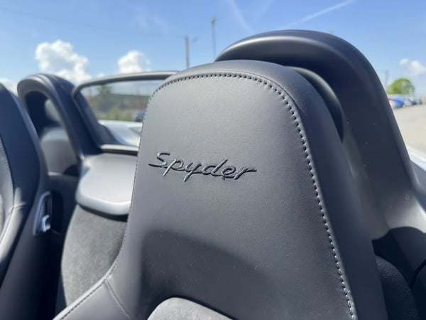 Photo de la voiture PORSCHE BOXSTER SPYDER 3.8i 375 ch