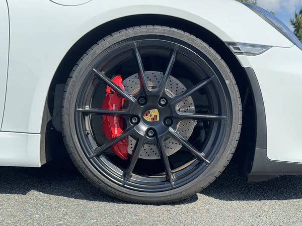 Photo de la voiture PORSCHE BOXSTER SPYDER 3.8i 375 ch