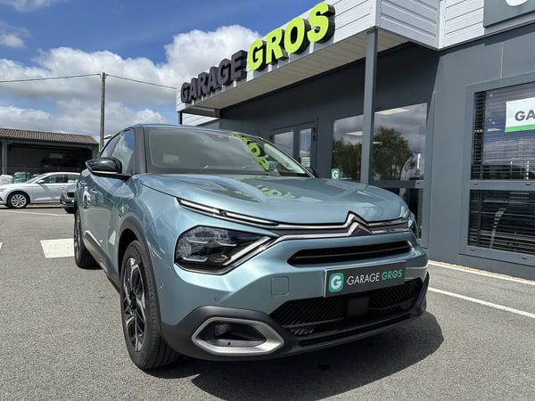 Photo de la voiture CITROEN C4 BlueHDi 130 S&S EAT8 Shine