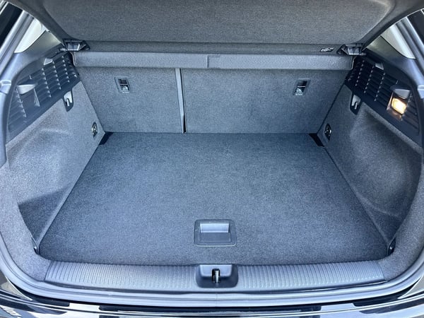 Photo de la voiture AUDI Q2 35 TFSI 150 S tronic 7 S line