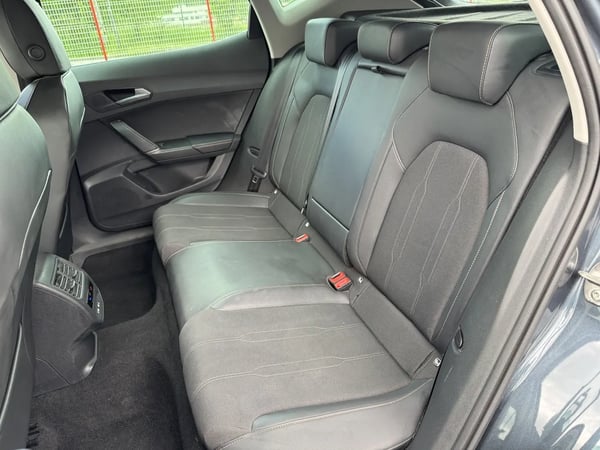 Photo de la voiture CUPRA FORMENTOR 1.5 TSI 150 ch V