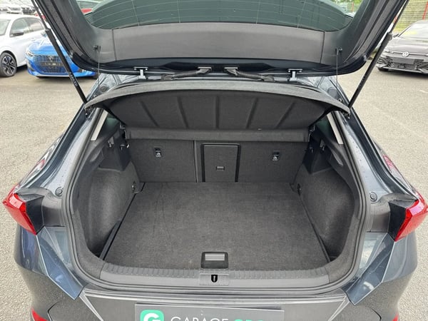 Photo de la voiture CUPRA FORMENTOR 1.5 TSI 150 ch V