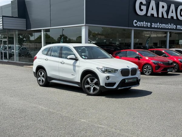 Photo de présentation de la voiture BMW X1 F48 sDrive 18i 136 ch BVA8 xLine