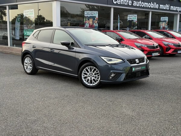 Photo de présentation de la voiture SEAT IBIZA 1.0 TSI 110 ch S/S BVM6 FR