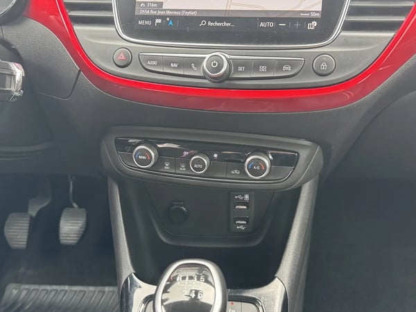 Photo de la voiture OPEL CROSSLAND 1.2 Turbo 130 ch BVM6 Elegance Business