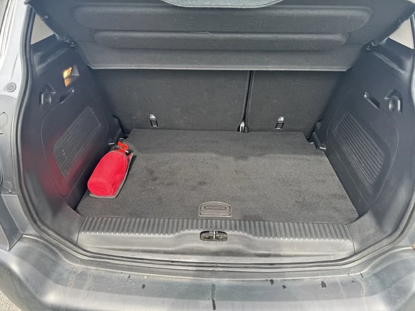 Photo de la voiture CITROEN C3 AIRCROSS BlueHDi 100 BVM5 Feel