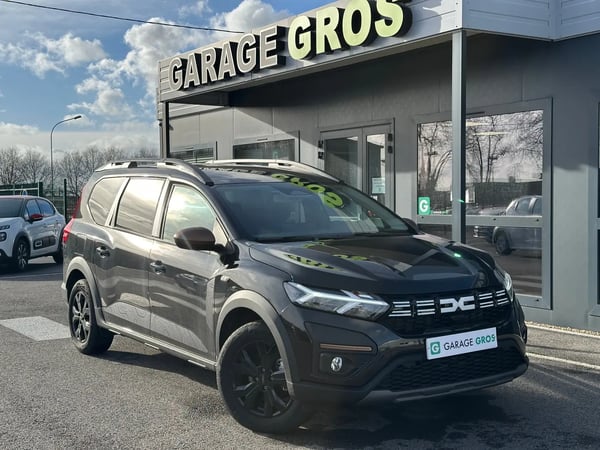 Photo de présentation de la voiture DACIA JOGGER Jogger1.6 hybrid 140ch Extreme 5 places NOIR