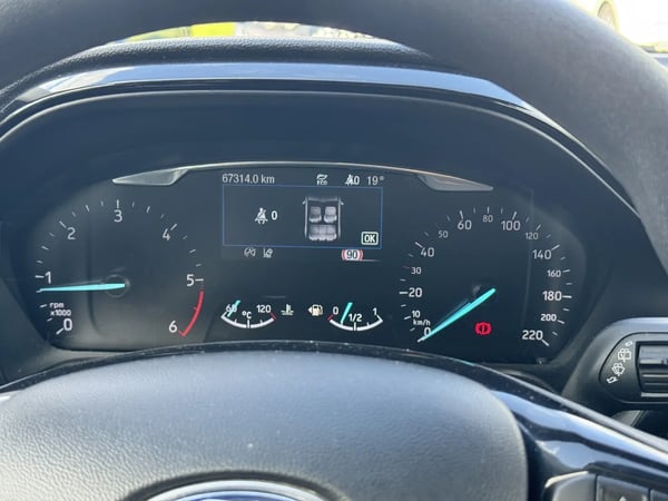 Photo de la voiture FORD FIESTA 1.5 TDCi 85 ch S&S BVM6 Trend