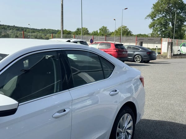 Photo de la voiture SKODA OCTAVIA 2.0 TDI 116 ch Business