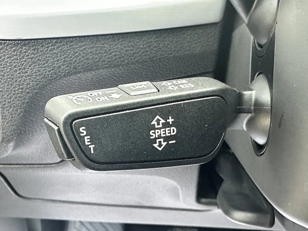 Photo de la voiture AUDI Q2 30 TDI 116 BVM6 Advanced