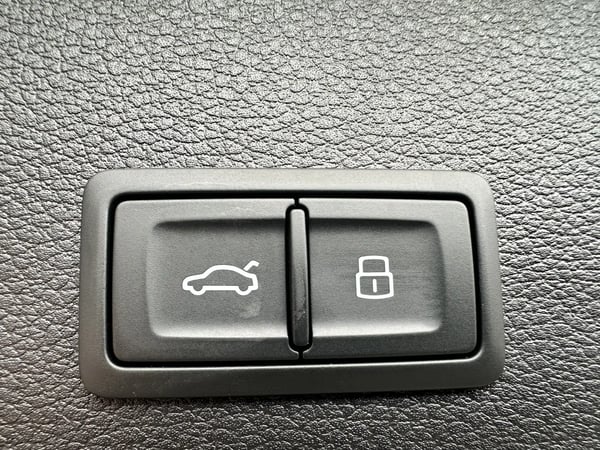 Photo de la voiture AUDI Q2 30 TDI 116 BVM6 Advanced