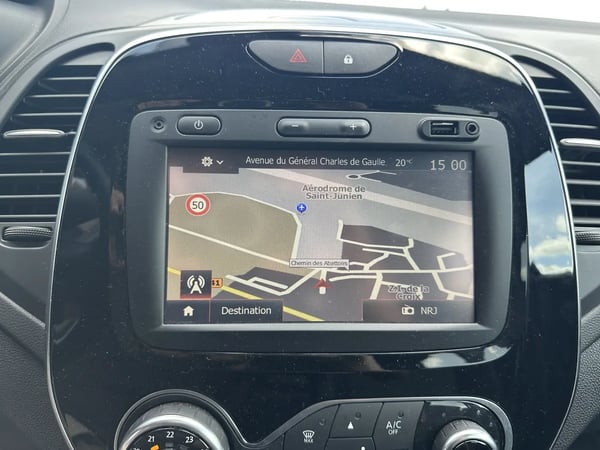 Photo de la voiture RENAULT CAPTUR dCi 110 Energy Intens
