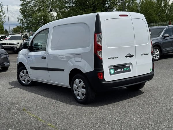 Photo de la voiture RENAULT KANGOO E-TECH ELECTRIQUE ELECTRIQUE ACHAT INTEGRAL CONFORT-19