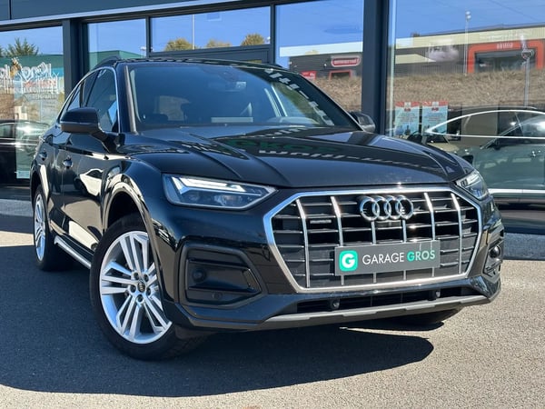 Photo de présentation de la voiture AUDI Q5 SPORTBACK 40 TDI 204 S tronic 7 Quattro Design