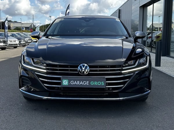 Photo de la voiture VOLKSWAGEN ARTEON SHOOTING BRAKE 2.0 TDI EVO SCR 150 DSG7 Elegance