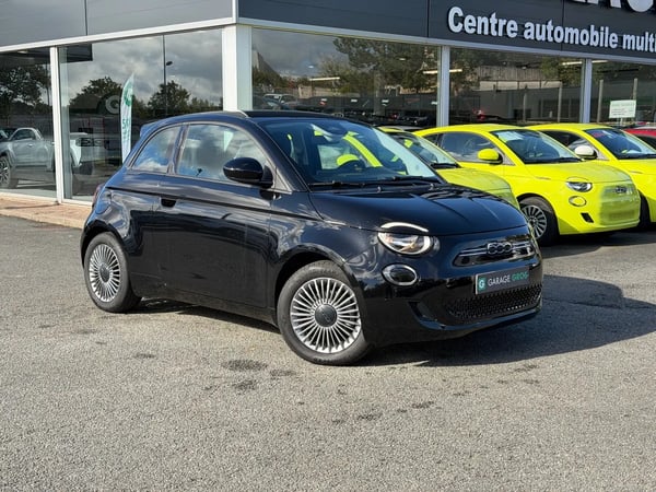 Photo de présentation de la voiture FIAT 500e BERLINE 500 e 118 ch Nouvelle 500