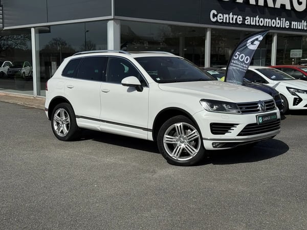 Photo de la voiture VOLKSWAGEN TOUAREG 3.0 V6 TDI 262 BMT Tiptronic 8 4Motion Carat