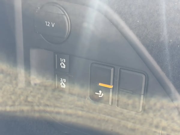 Photo de la voiture VOLKSWAGEN TOUAREG 3.0 V6 TDI 262 BMT Tiptronic 8 4Motion Carat