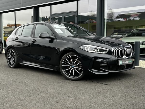 Photo de la voiture BMW SERIE 1 F40 118d 150 ch BVA8 M Sport