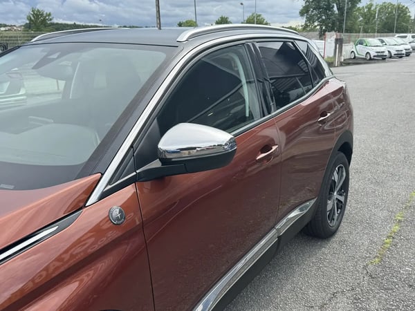 Photo de la voiture PEUGEOT 3008 2.0 BlueHDi 180ch S&S EAT8 GT
