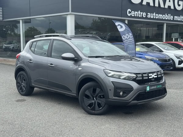 Photo de la voiture DACIA SANDERO ECO-G 100 GSR2 Stepway Expression