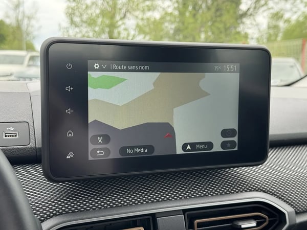 Photo de la voiture DACIA SANDERO ECO-G 100 GSR2 Stepway Expression
