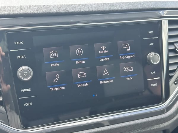Photo de la voiture VOLKSWAGEN T-ROC 2.0 TDI 150 Start/Stop DSG7 4Motion Carat Exclusive