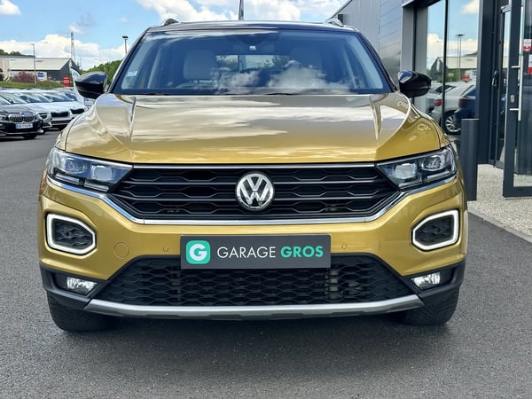 Photo de la voiture VOLKSWAGEN T-ROC 2.0 TDI 150 Start/Stop DSG7 4Motion Carat Exclusive