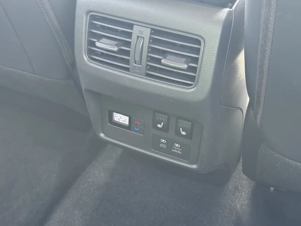 Photo de la voiture NISSAN X-TRAIL e-POWER 204 ch Tekna