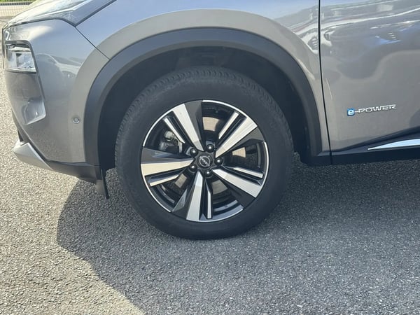 Photo de la voiture NISSAN X-TRAIL e-POWER 204 ch Tekna