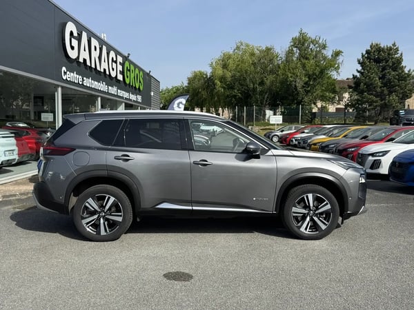 Photo de la voiture NISSAN X-TRAIL e-POWER 204 ch Tekna