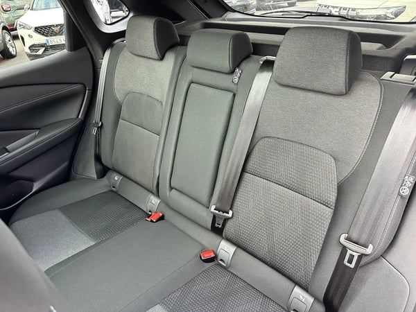 Photo de la voiture NISSAN QASHQAI Mild Hybrid 158 ch Xtronic N-Connecta