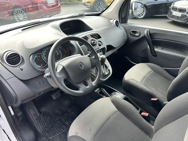 Photo de la voiture RENAULT KANGOO E-TECH ELECTRIQUE ELECTRIQUE ACHAT INTEGRAL CONFORT-19
