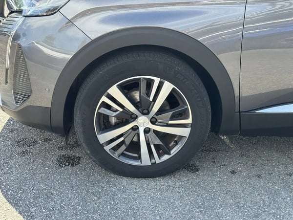 Photo de la voiture PEUGEOT 5008 BlueHDi 130ch S&S BVM6 Allure