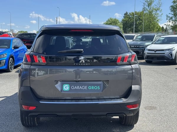 Photo de la voiture PEUGEOT 5008 BlueHDi 130ch S&S BVM6 Allure
