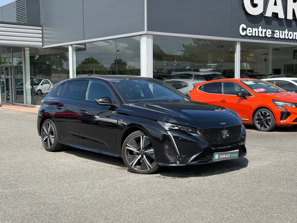 Photo de présentation de la voiture PEUGEOT 308 BlueHDi 130ch S&S EAT8 GT
