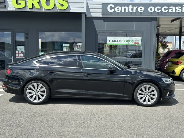 Photo de la voiture AUDI A5 SPORTBACK 2.0 TDI 150 S tronic 7 Design
