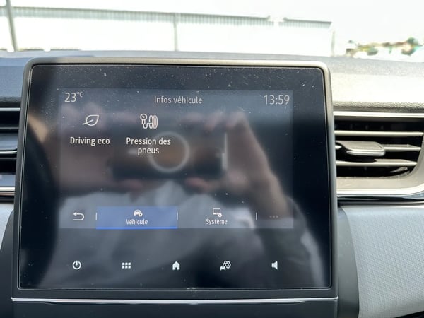 Photo de la voiture RENAULT CAPTUR TCe 130 FAP Intens